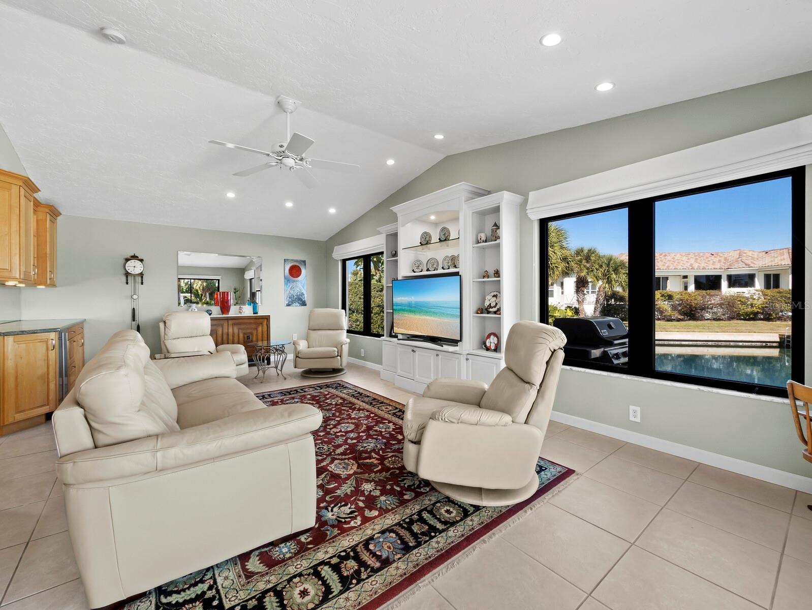 EMERALD HARBOR UNIT 1 REV - Residential