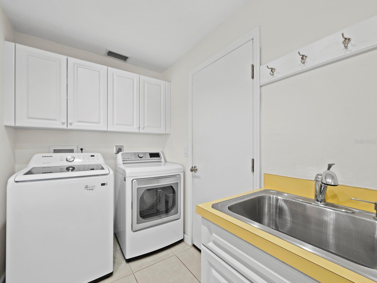 EMERALD HARBOR UNIT 1 REV - Residential