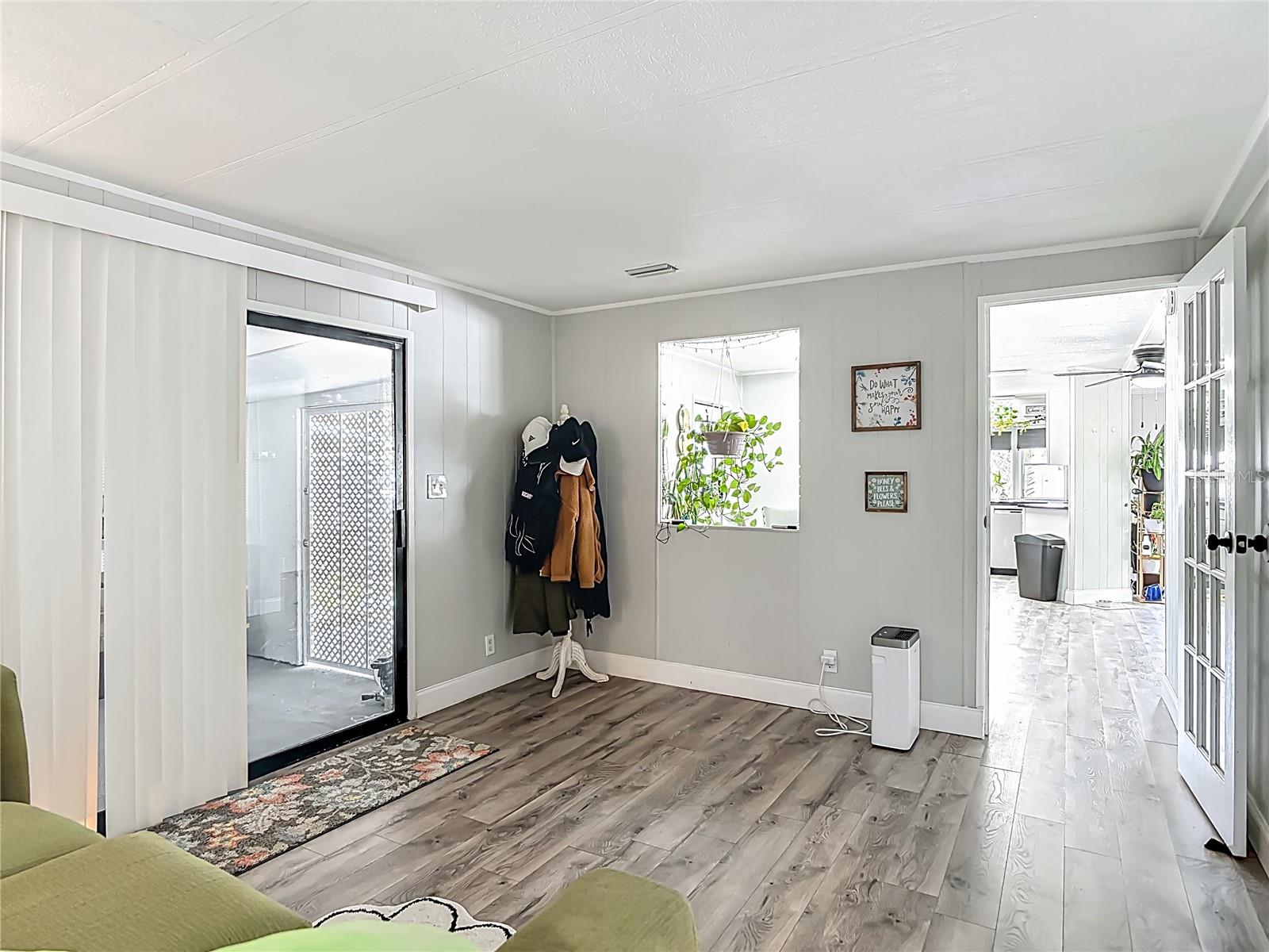 BAREFOOT PARK - Residential