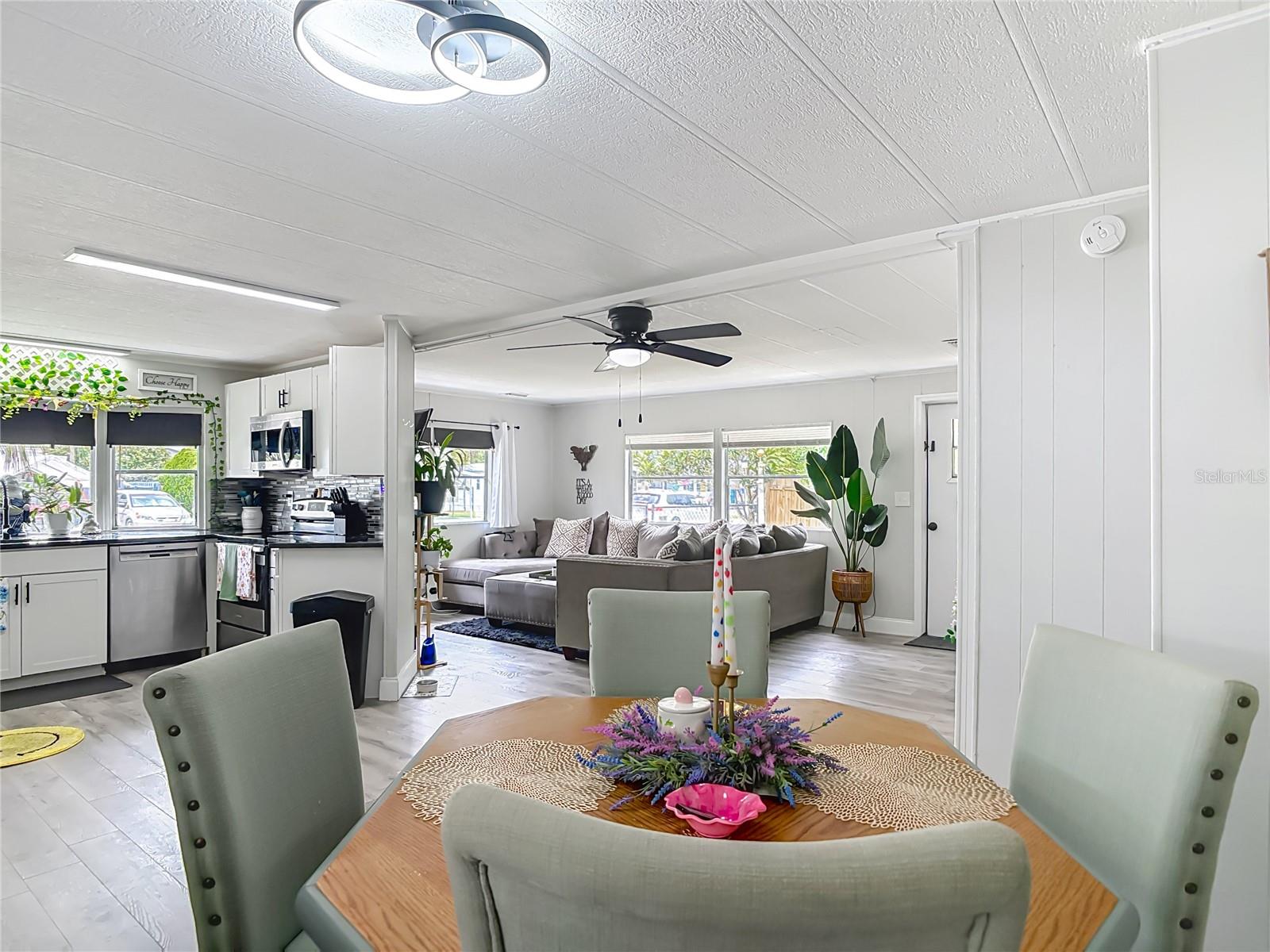 BAREFOOT PARK - Residential