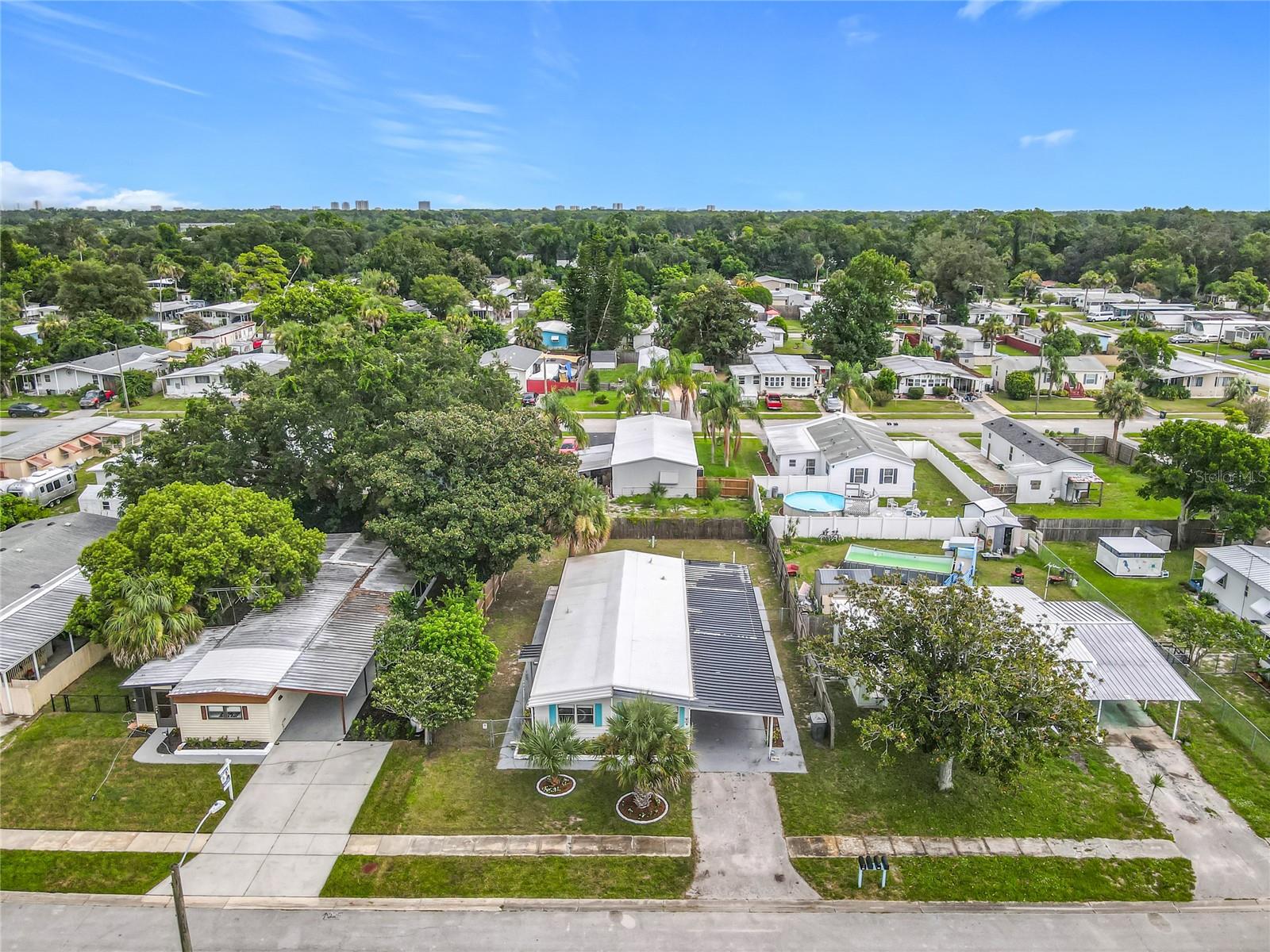 BAREFOOT PARK - Residential