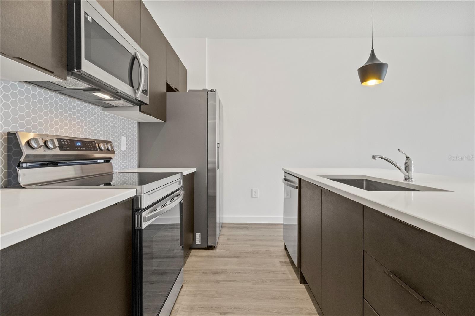 HUB AT WESTSIDE RESERVE - Residential Lease