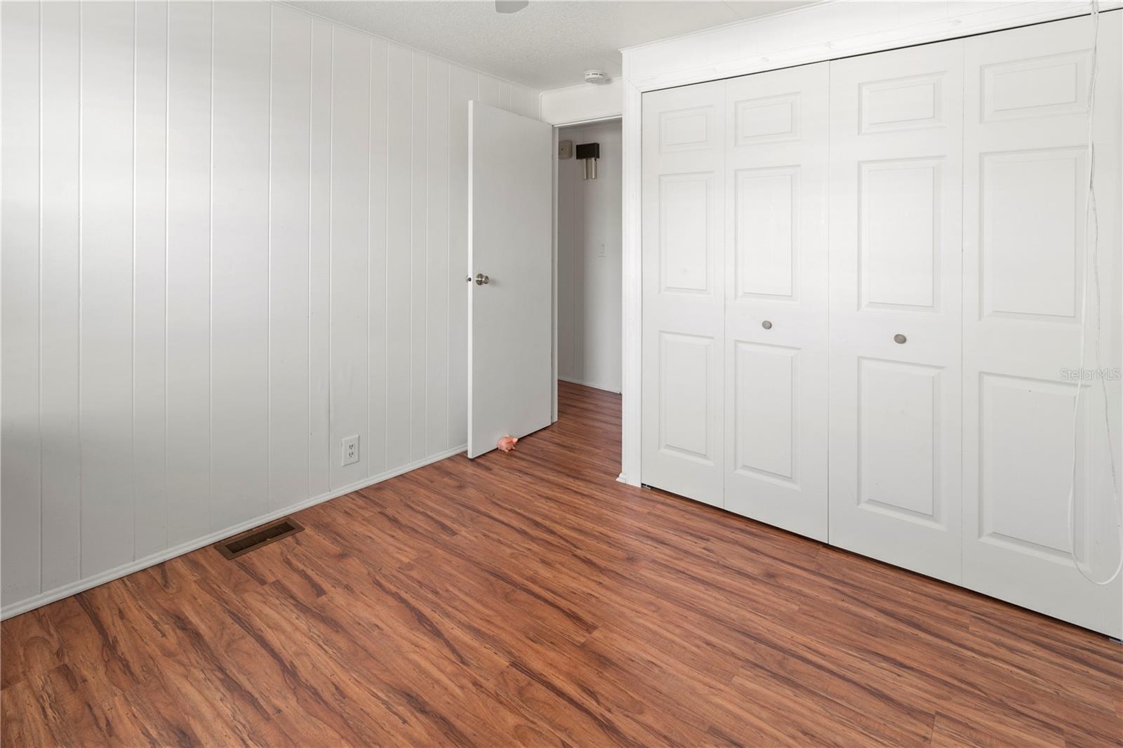 PALMA SOLA SHORES - Residential