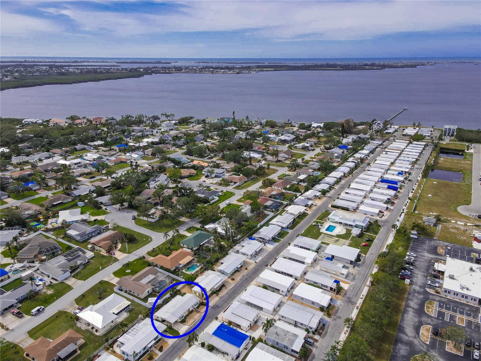 PALMA SOLA SHORES - Residential