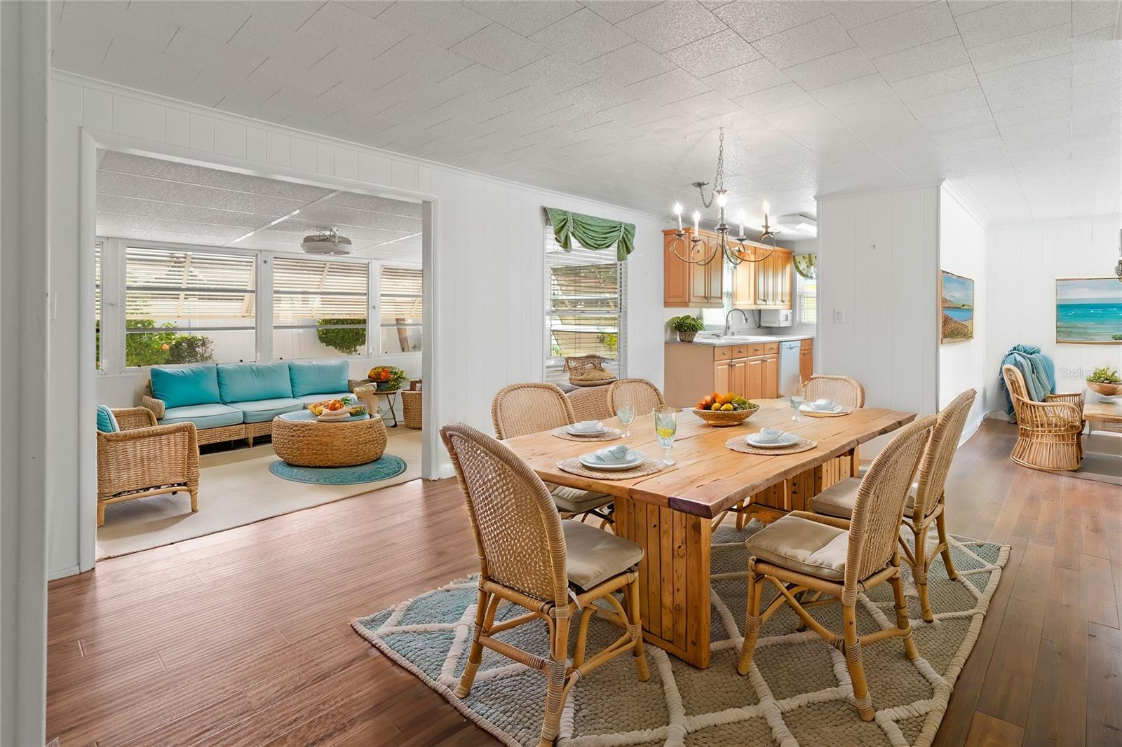 PALMA SOLA SHORES - Residential