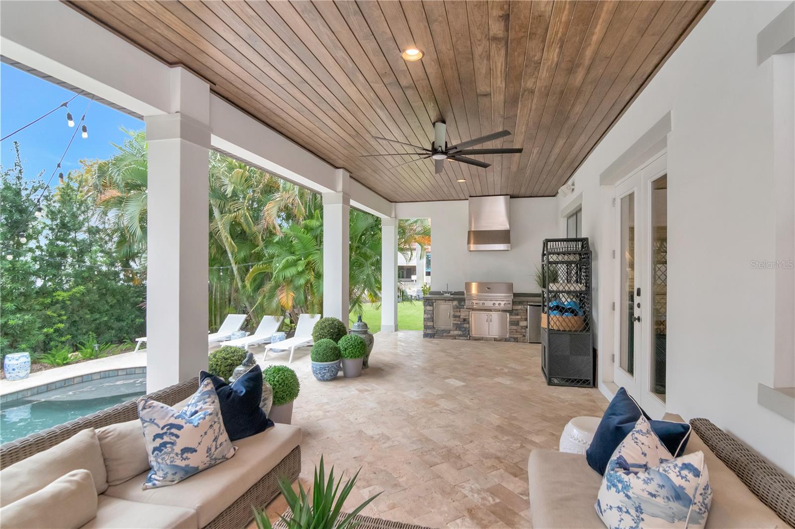 SUNSET PARK ISLES UNIT 4 - Residential