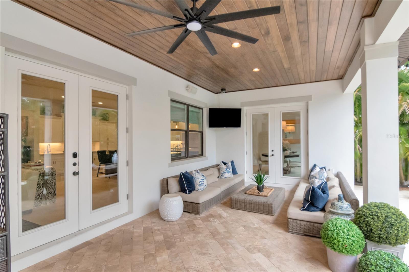 SUNSET PARK ISLES UNIT 4 - Residential