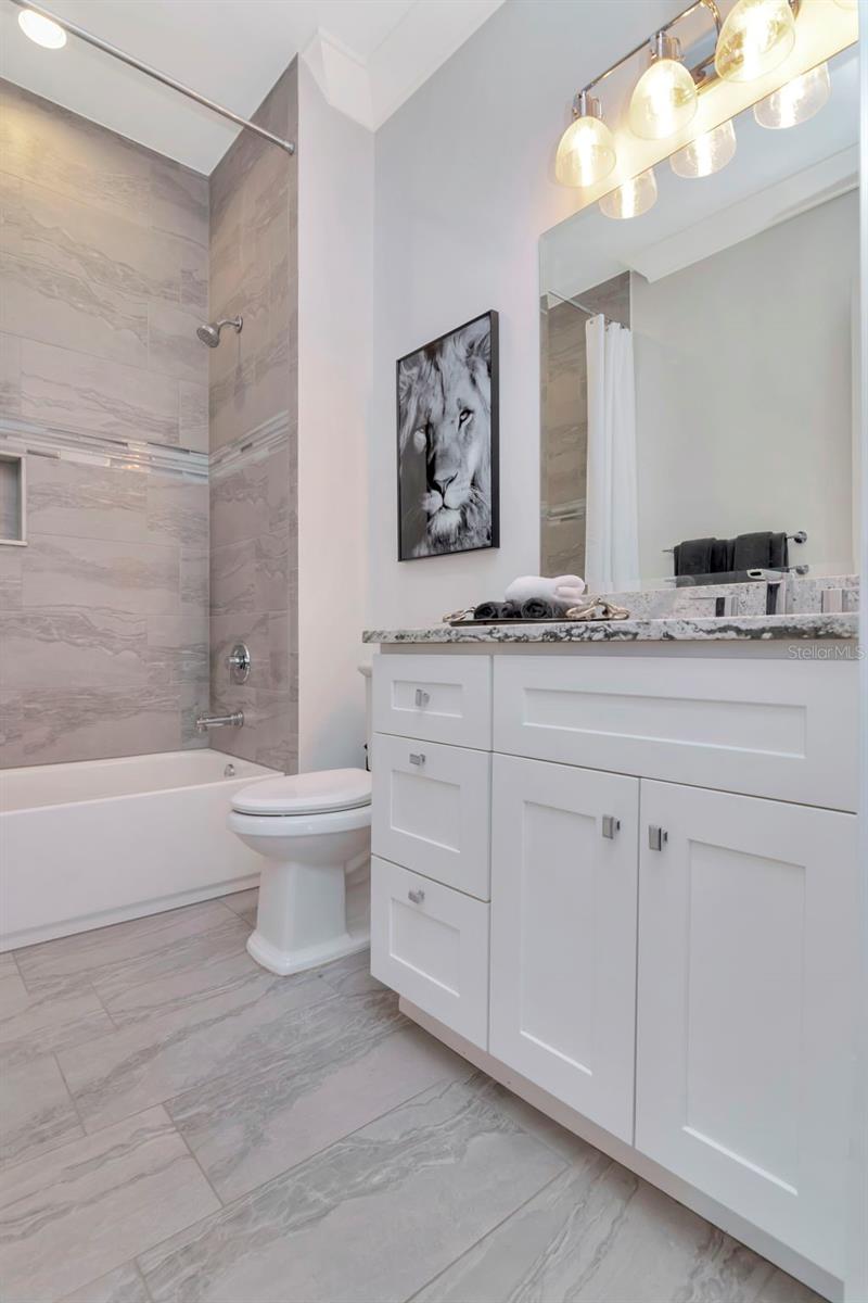 SUNSET PARK ISLES UNIT 4 - Residential