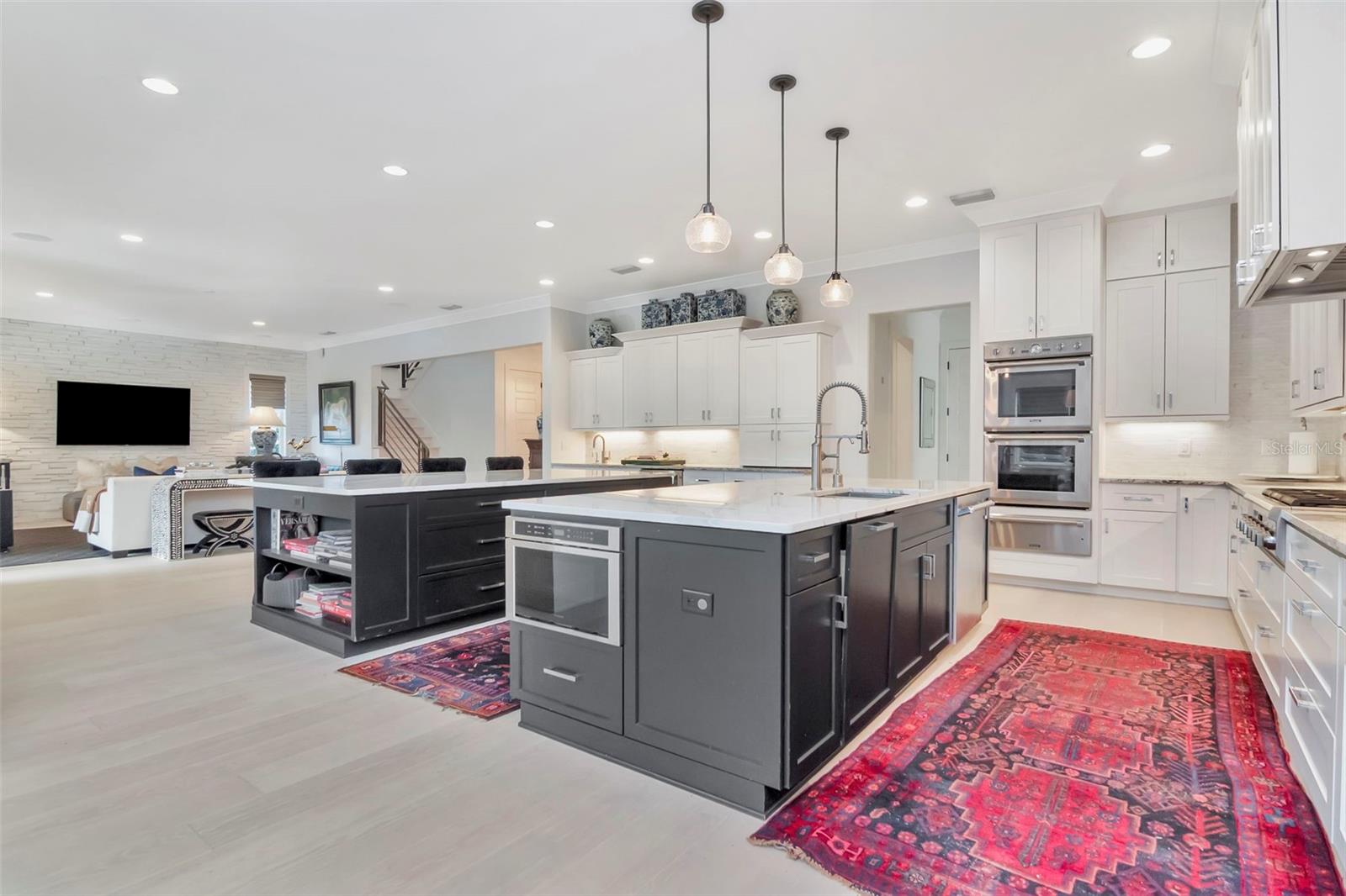 SUNSET PARK ISLES UNIT 4 - Residential