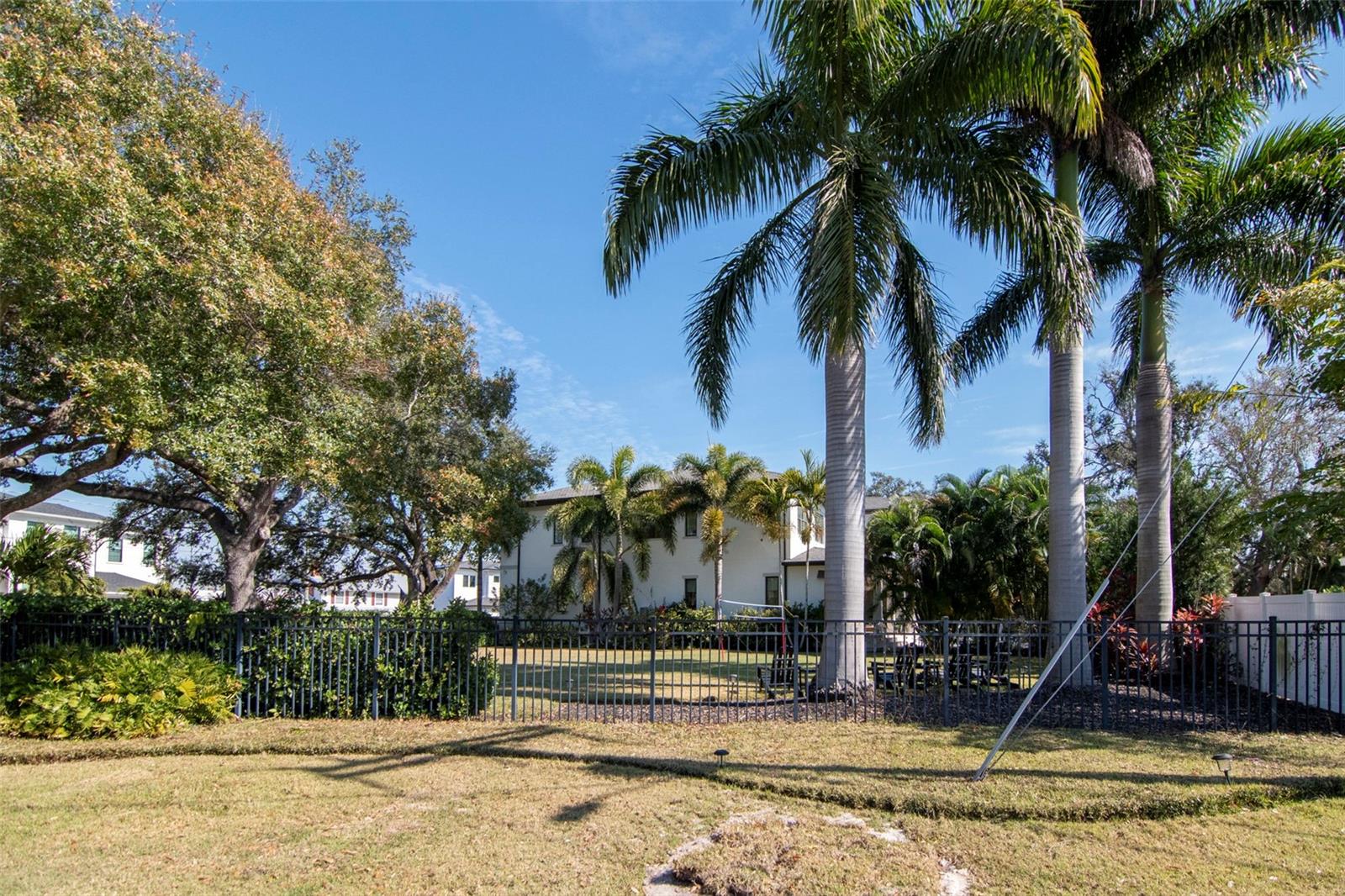 SUNSET PARK ISLES UNIT 4 - Residential