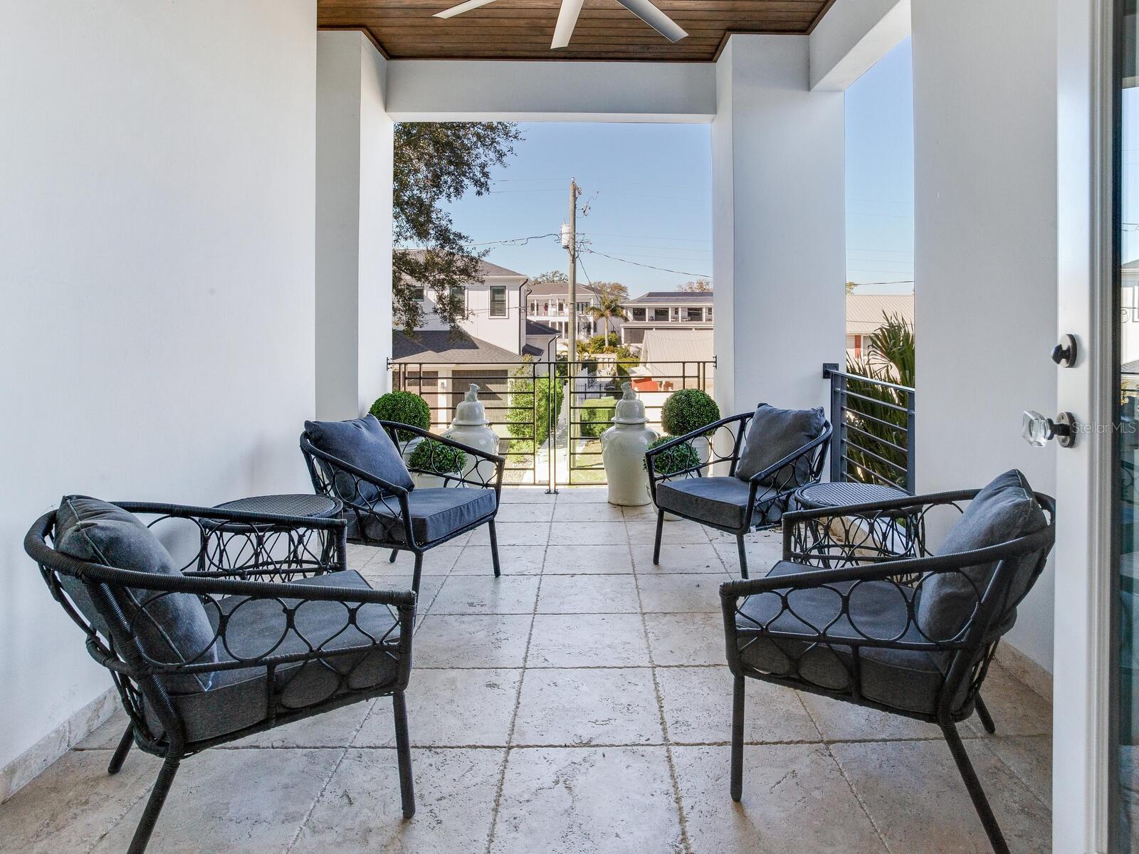 SUNSET PARK ISLES UNIT 4 - Residential