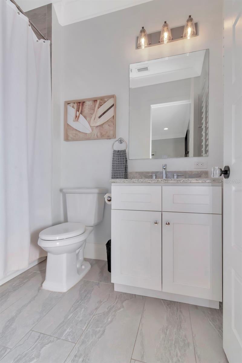 SUNSET PARK ISLES UNIT 4 - Residential