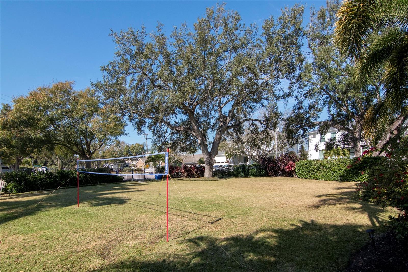 SUNSET PARK ISLES UNIT 4 - Residential