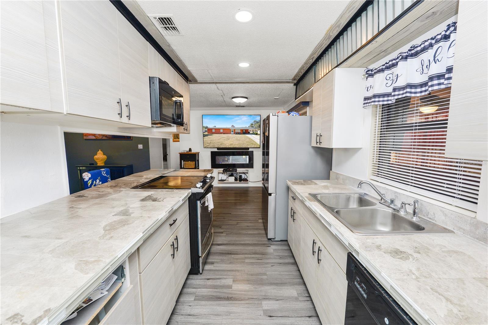 PEACE RIVER HEIGHTS ADD 01 - Residential