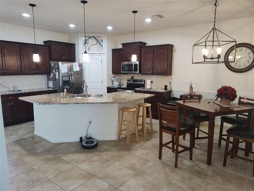 Photo of 7460 Stonebrook Circle, Wesley Chapel, FL 33545 (MLS # TB8489480)