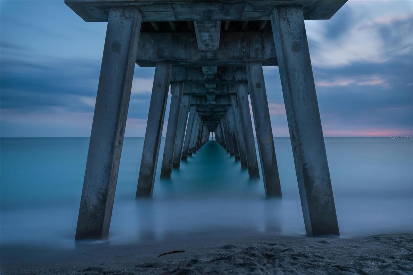 GOLDEN BEACH - Residential