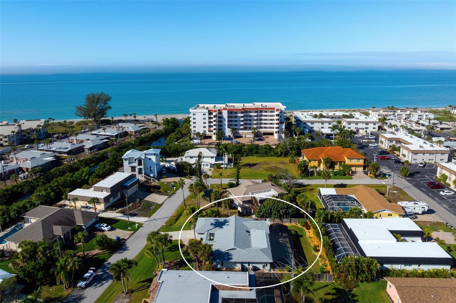 GOLDEN BEACH - Residential