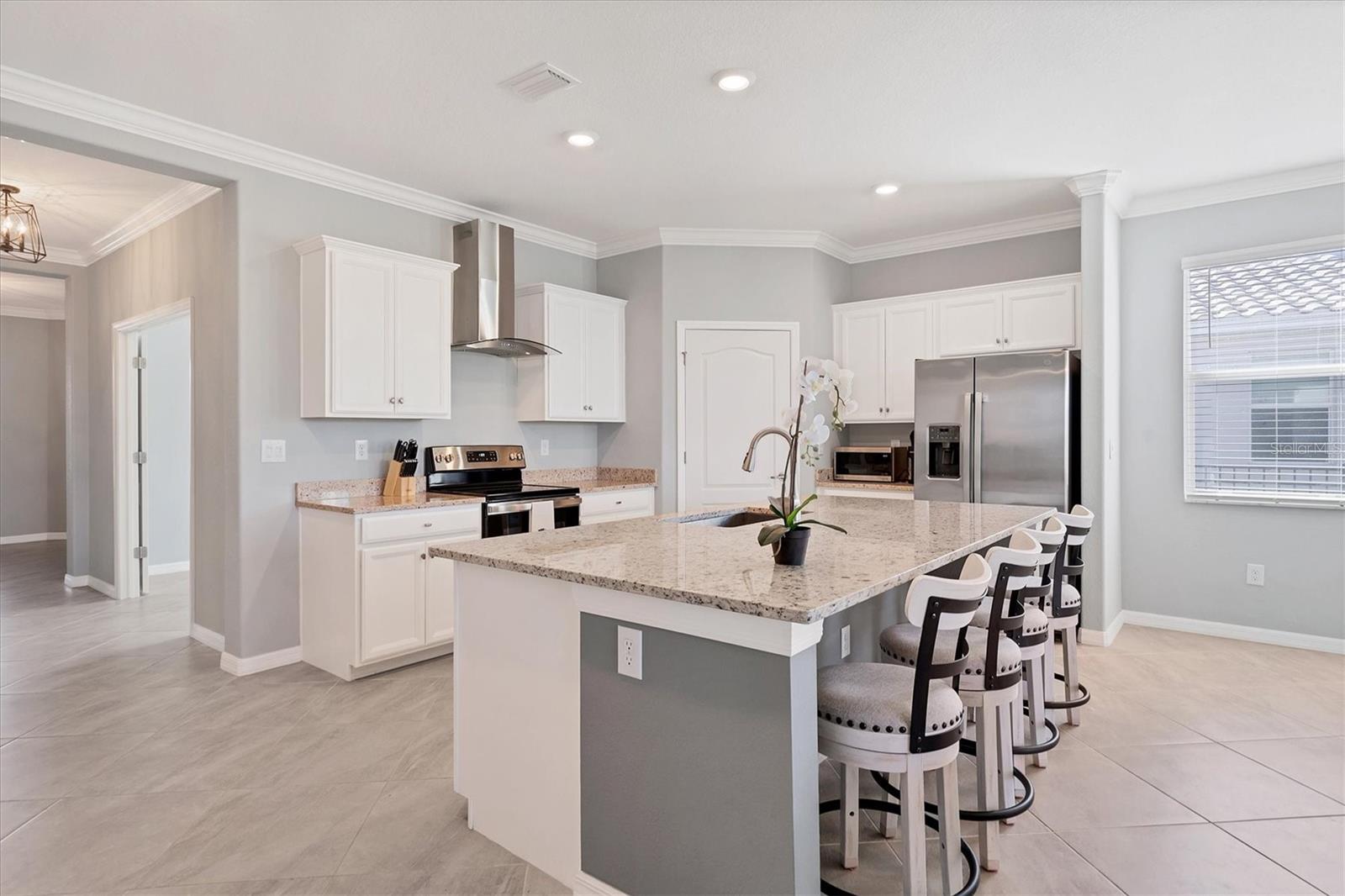 HARBOR WEST - Residential