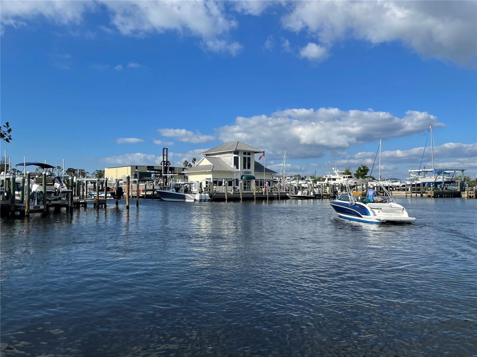 HARBOR WEST - Residential
