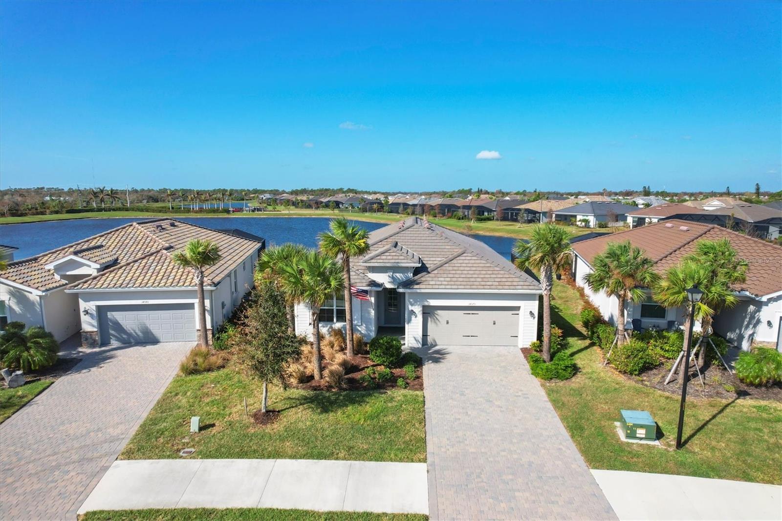 HARBOR WEST - Residential