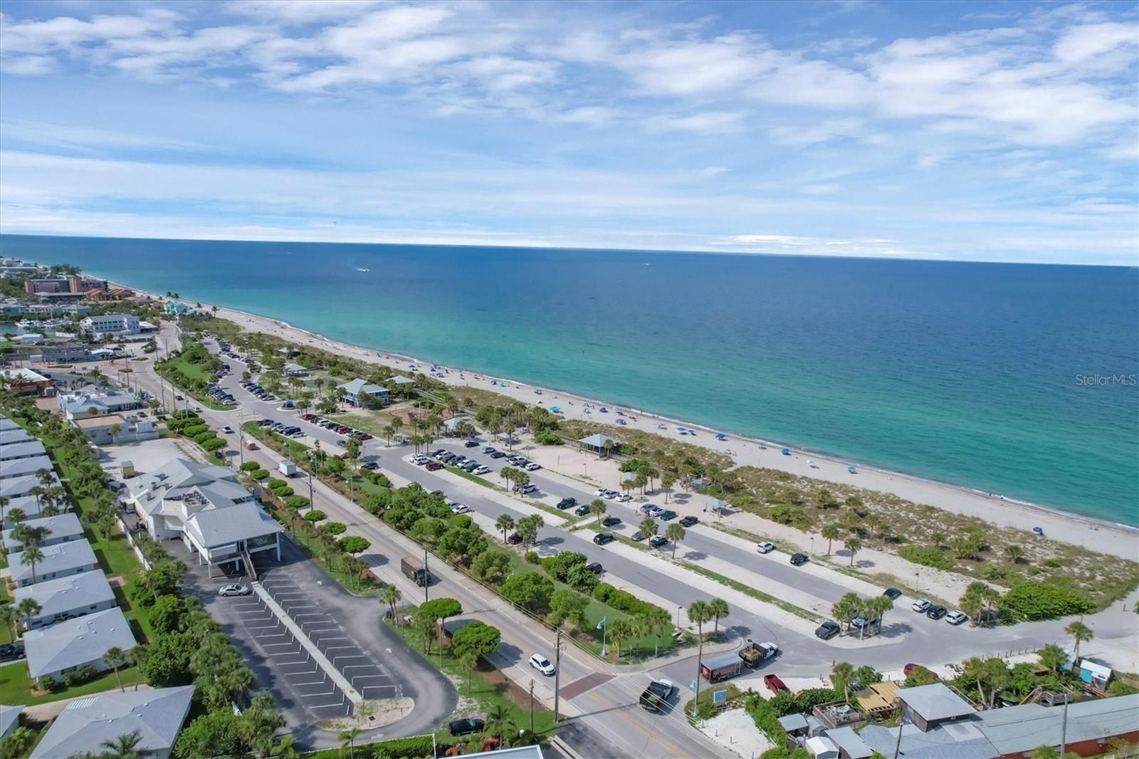 HARBOR WEST - Residential
