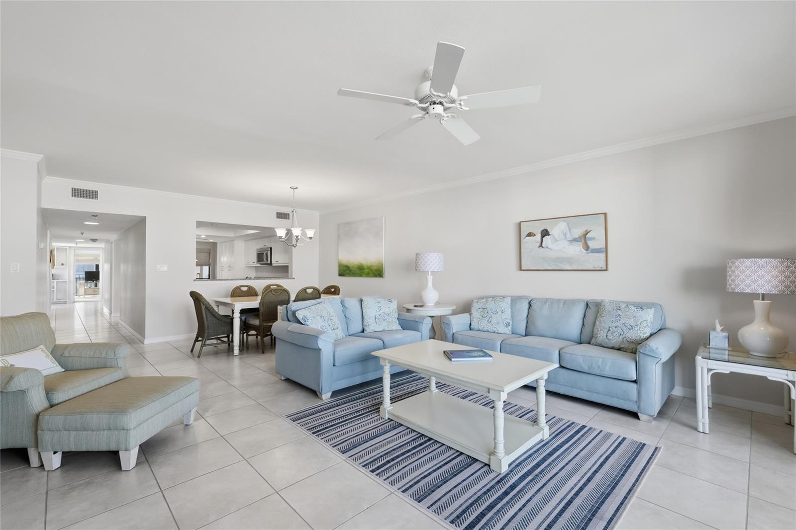 PLAYERS CLUB IV - Residential