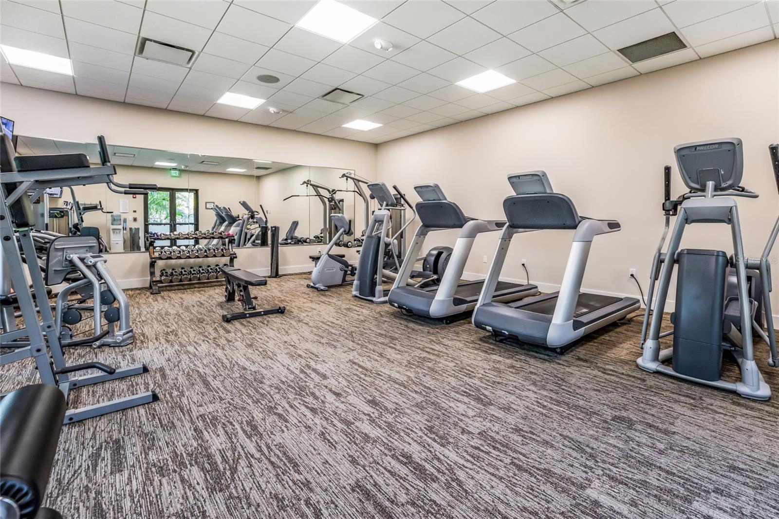 PLAYERS CLUB IV - Residential