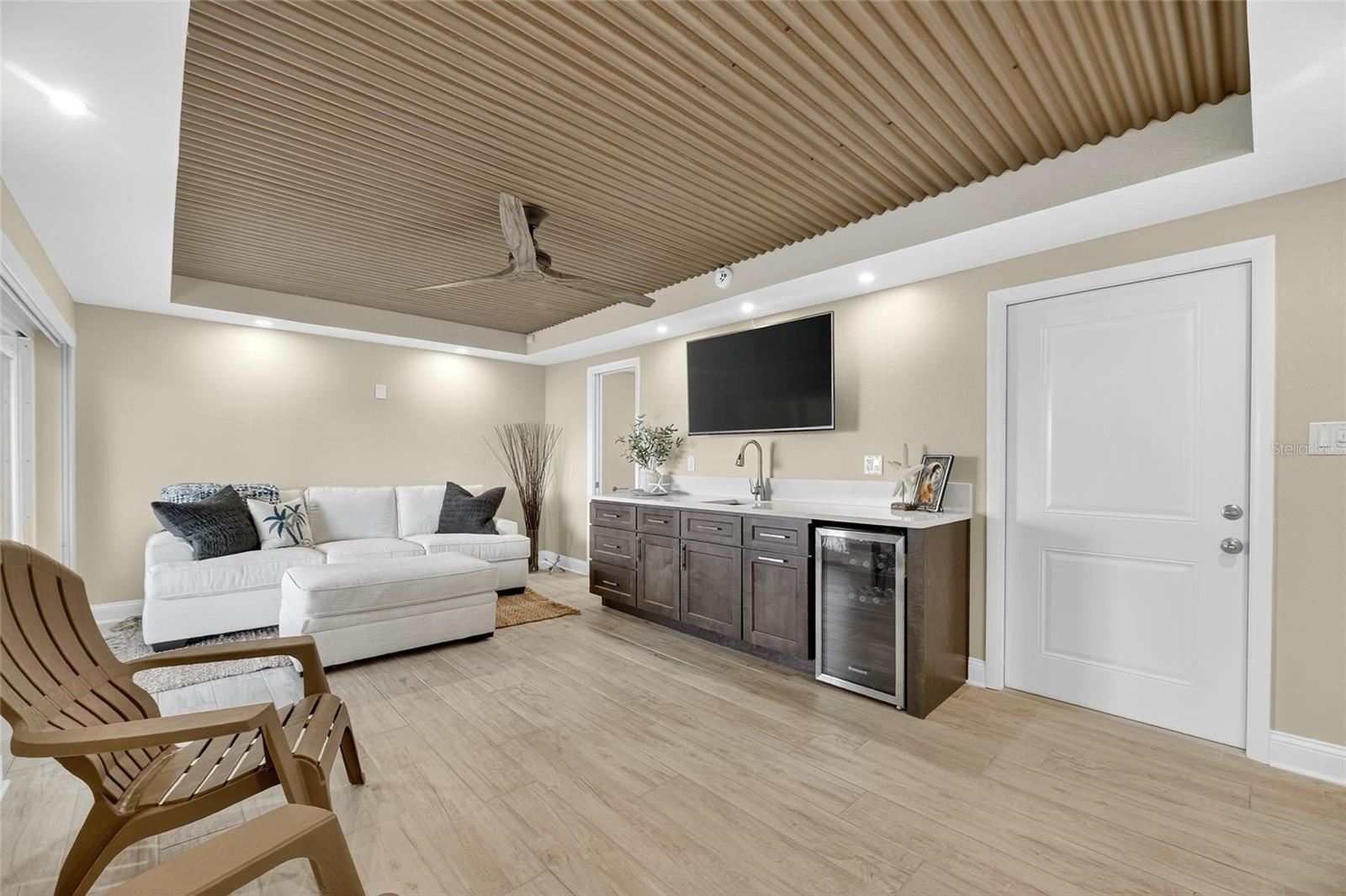 MARINA DEL REY AT SAND KEY - Residential Lease