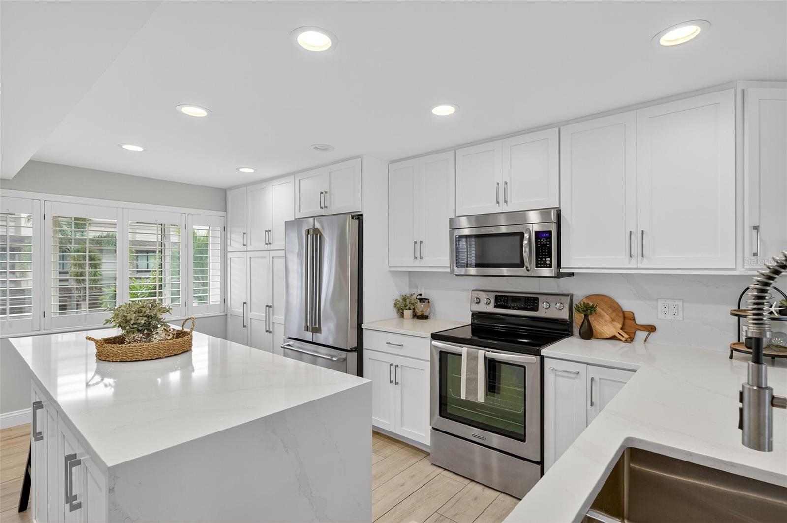 MARINA DEL REY AT SAND KEY - Residential Lease