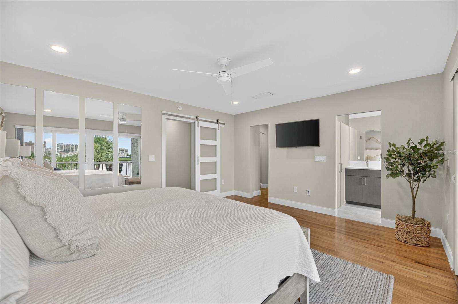 MARINA DEL REY AT SAND KEY - Residential Lease