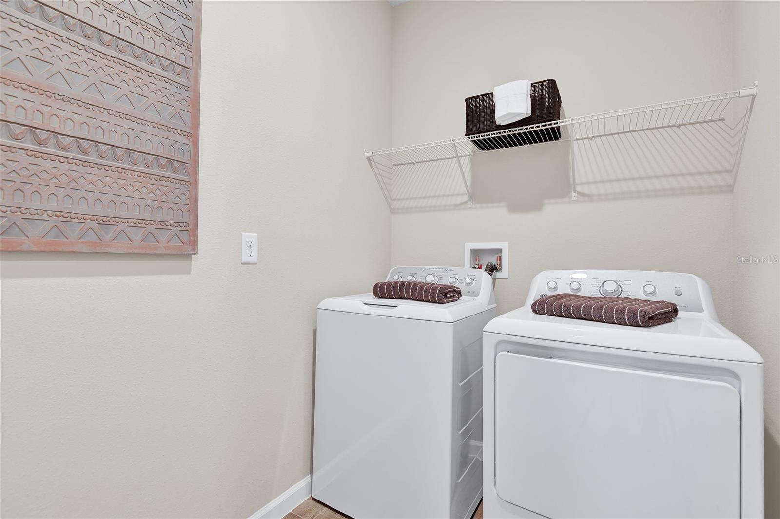 SEMINOLE PALMS - Residential