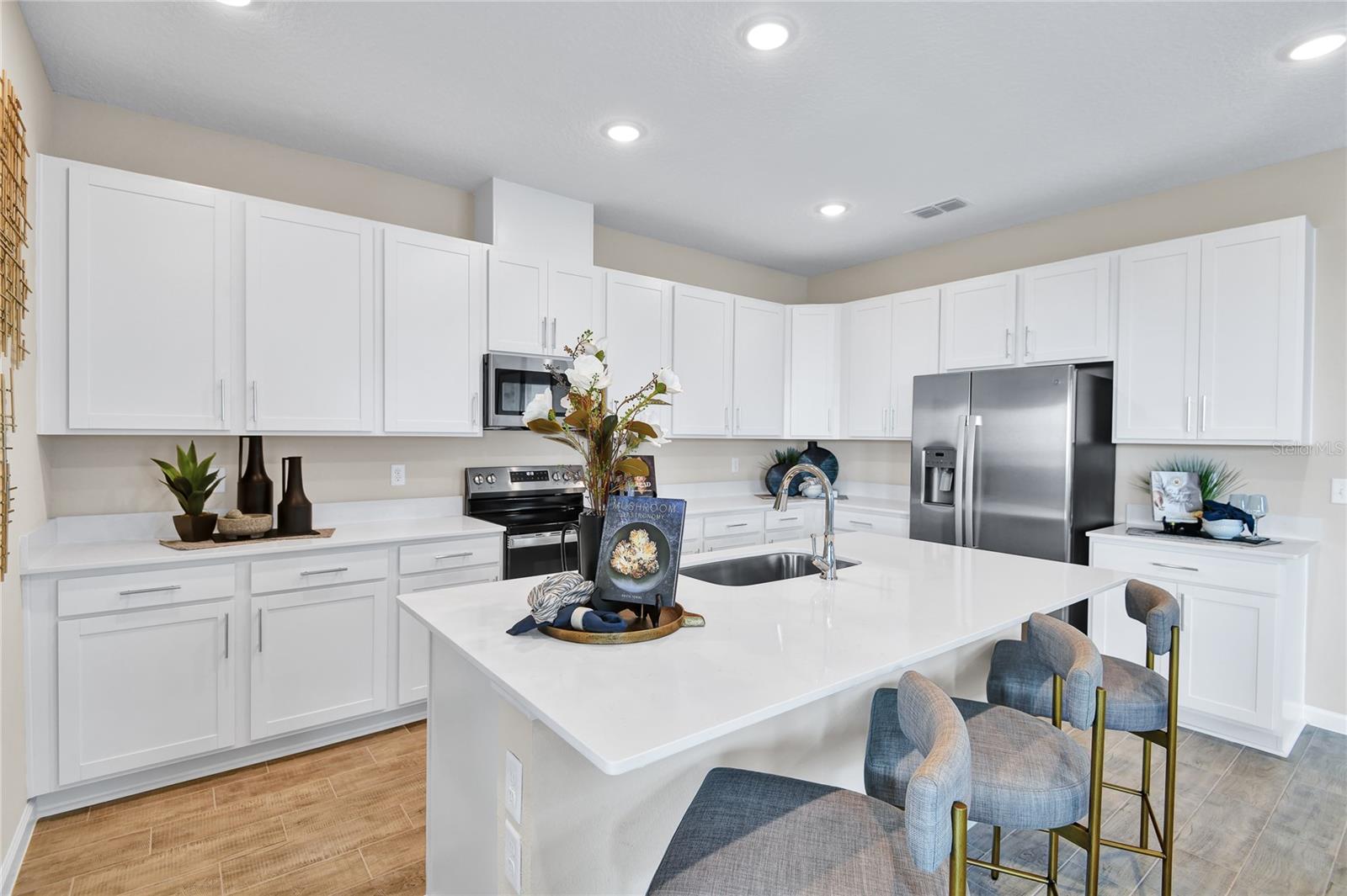 SEMINOLE PALMS - Residential