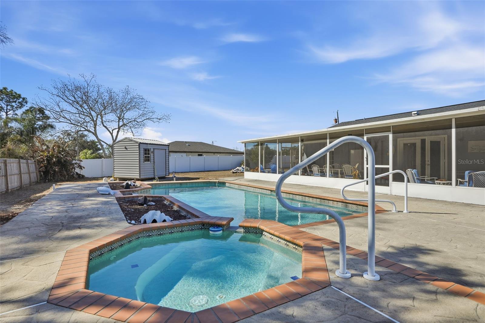 SPRING HILL - Residential