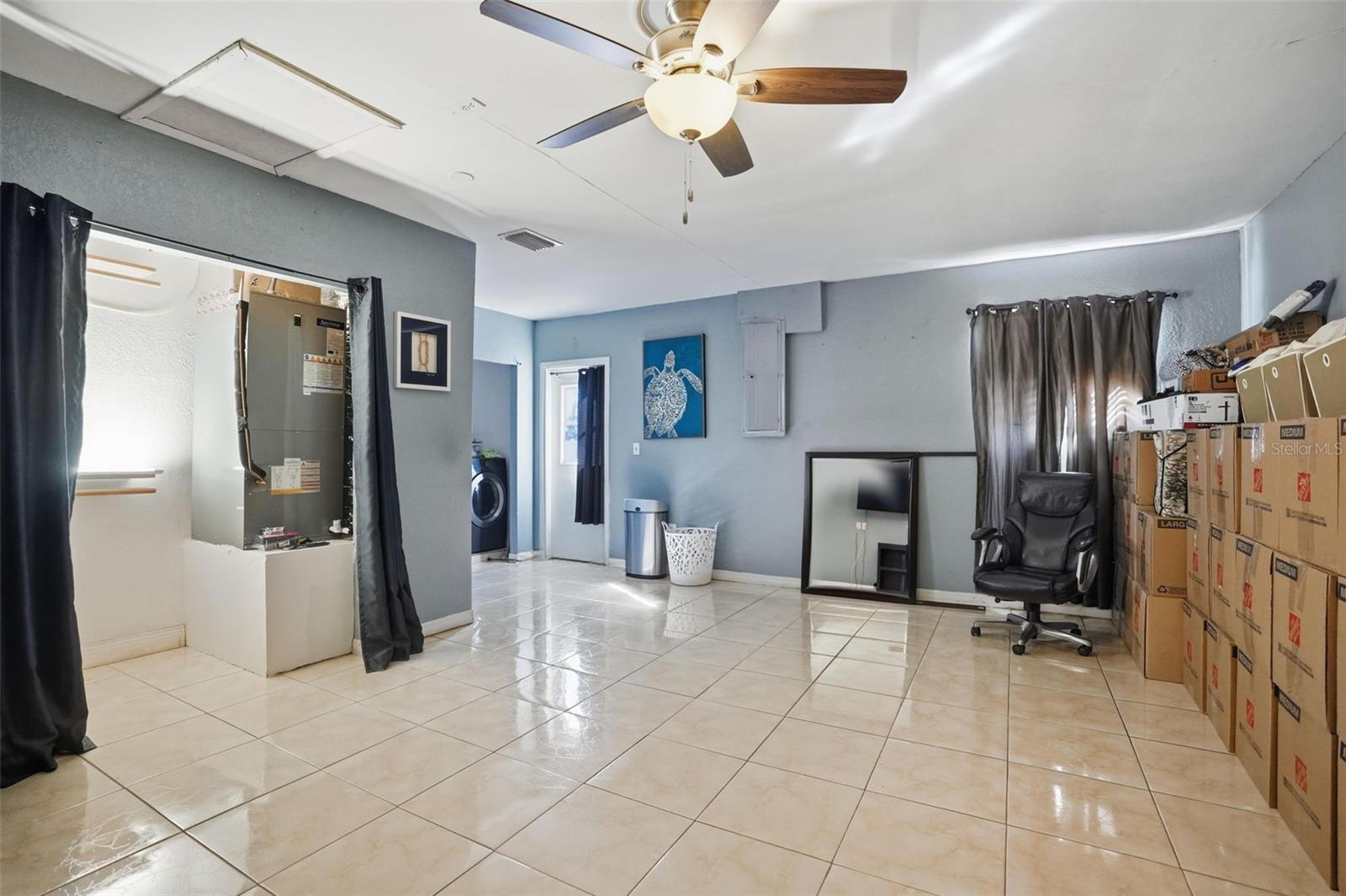 SPRING HILL - Residential