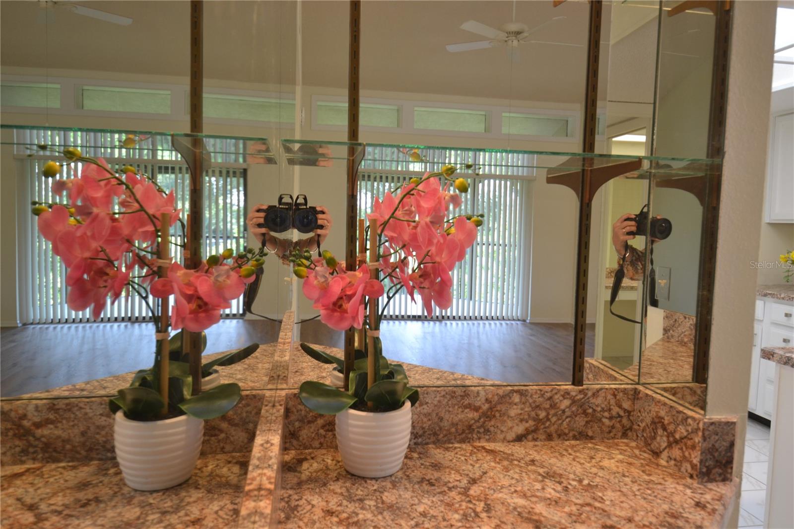 EAST LAKE WOODLANDS WOODLAKE RUN - Residential Lease