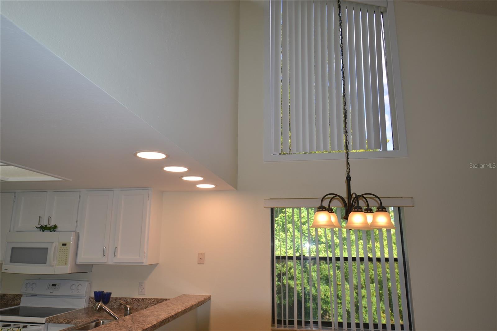 EAST LAKE WOODLANDS WOODLAKE RUN - Residential Lease