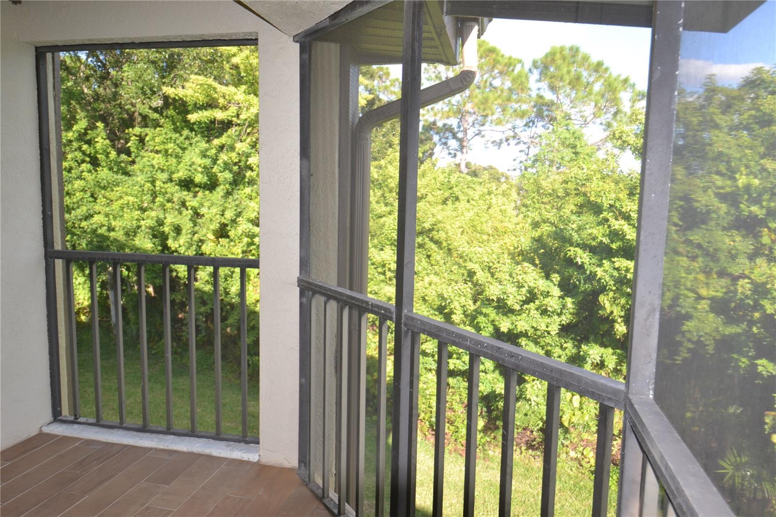 EAST LAKE WOODLANDS WOODLAKE RUN - Residential Lease