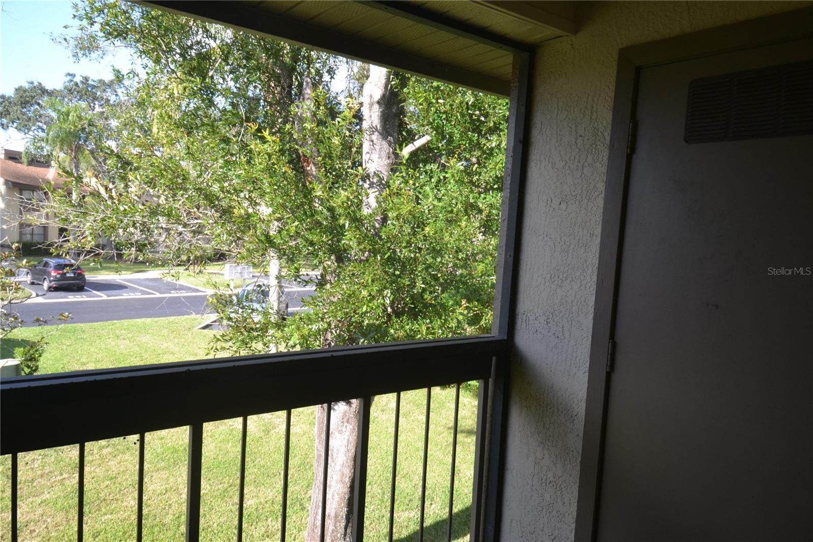 EAST LAKE WOODLANDS WOODLAKE RUN - Residential Lease