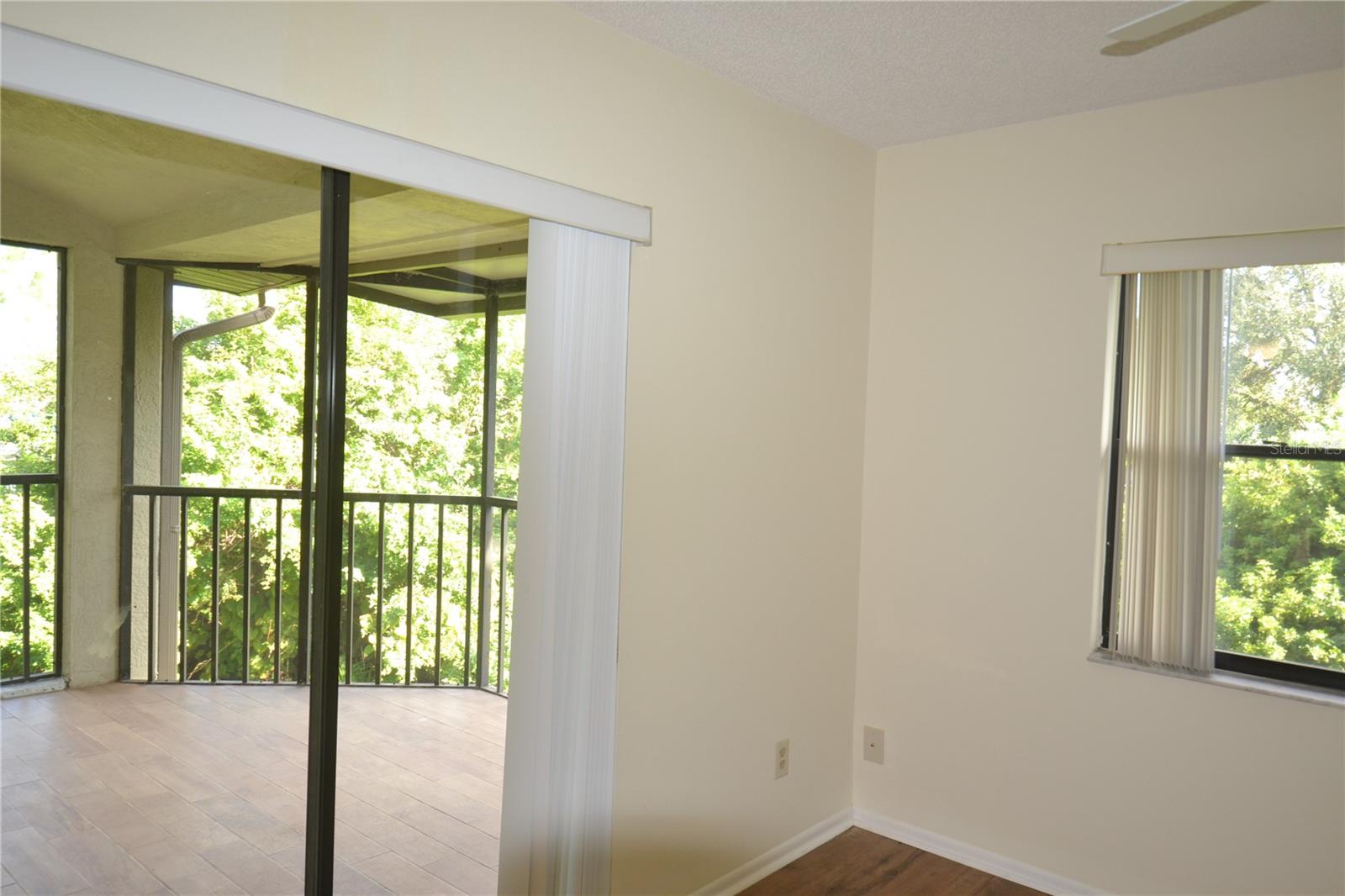 EAST LAKE WOODLANDS WOODLAKE RUN - Residential Lease