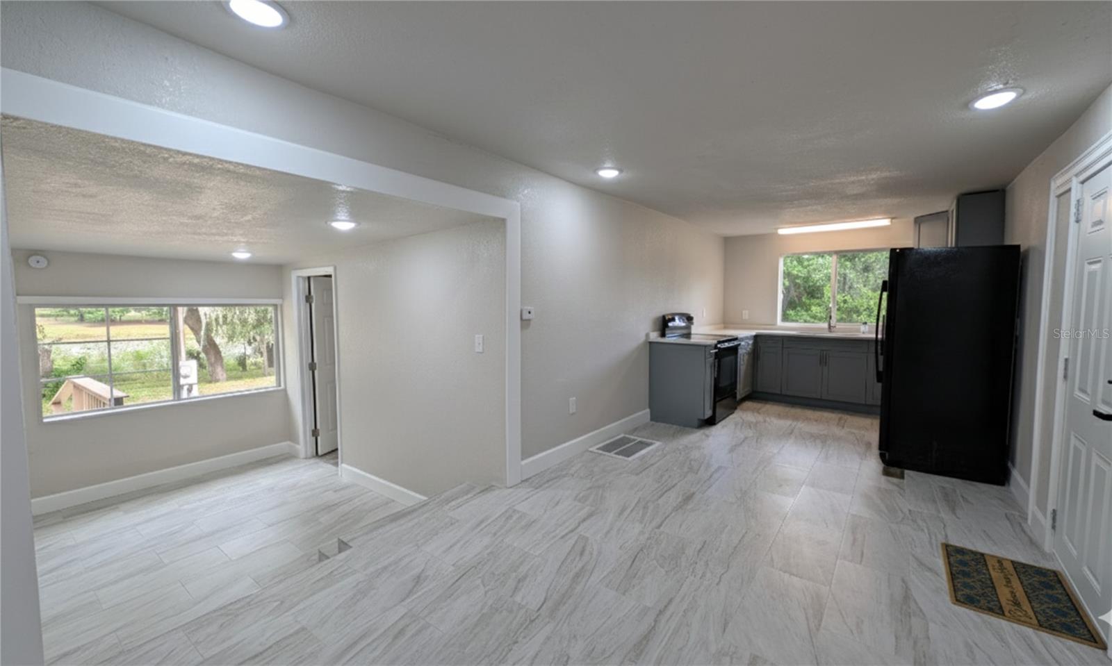 HIGHLAND LAKES - Residential