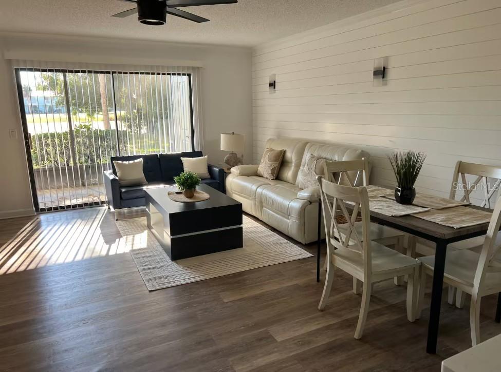 VILLAGE GREEN CLUB ESTATES UNI - Commercial Sale