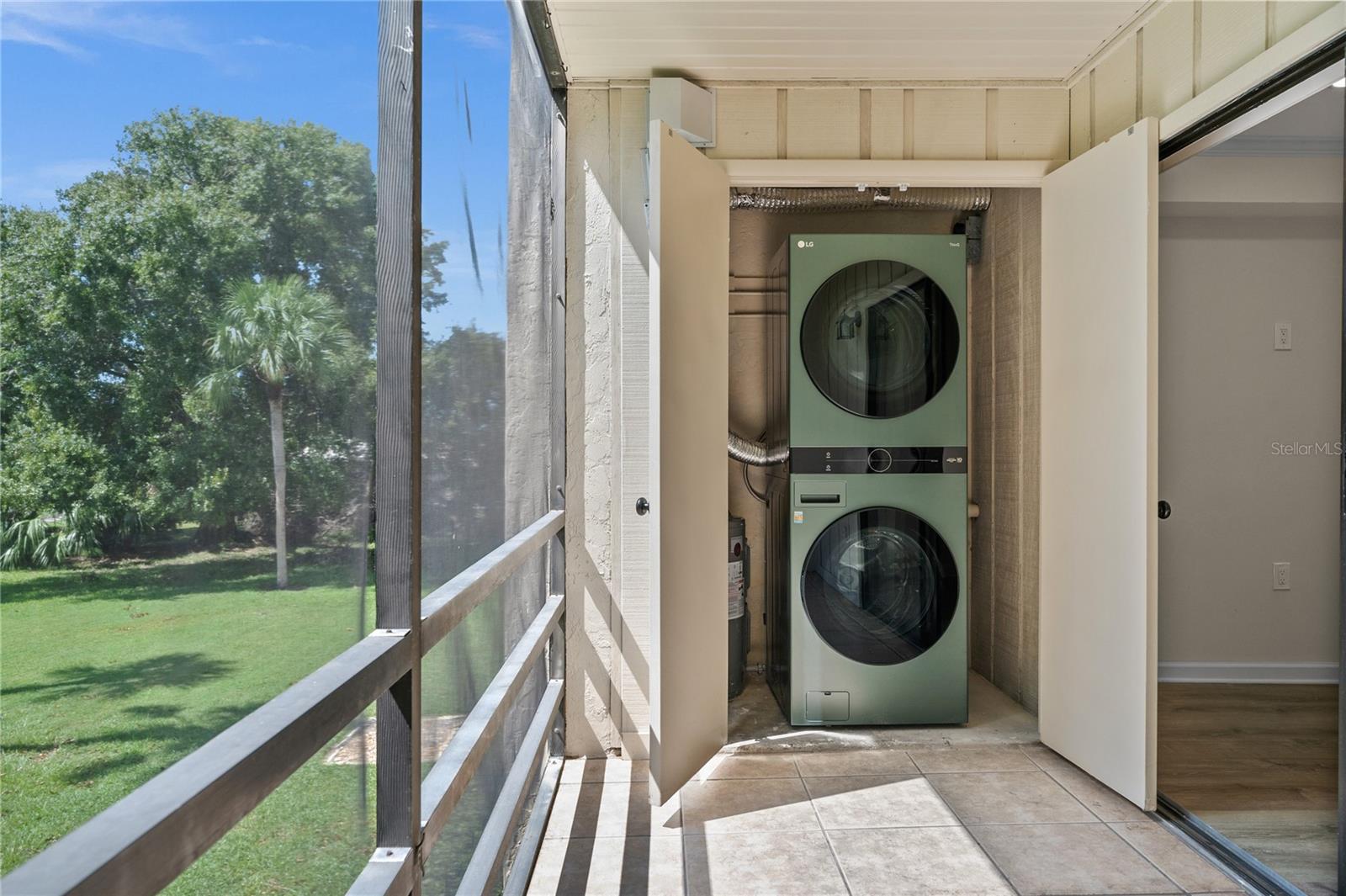 VILLAGE GREEN CLUB ESTATES UNI - Commercial Sale