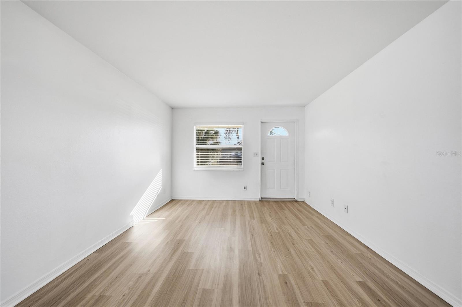 GLENSIDE SUB - Residential Income