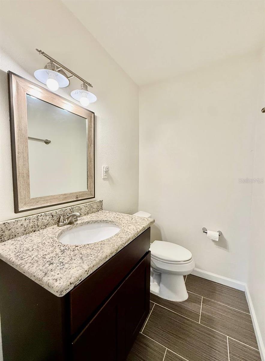 GANDY MANOR 2ND ADD - Residential Lease