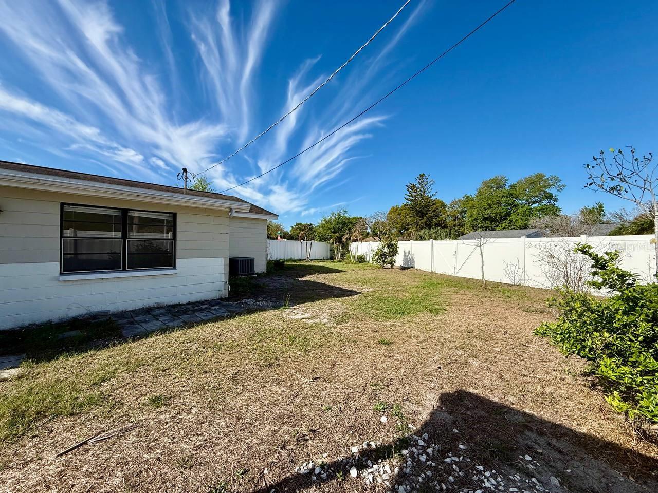 GANDY MANOR 2ND ADD - Residential Lease