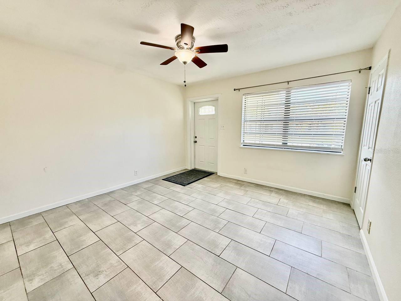 GANDY MANOR 2ND ADD - Residential Lease