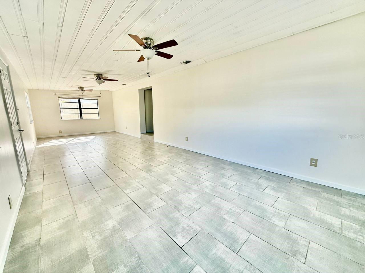 GANDY MANOR 2ND ADD - Residential Lease