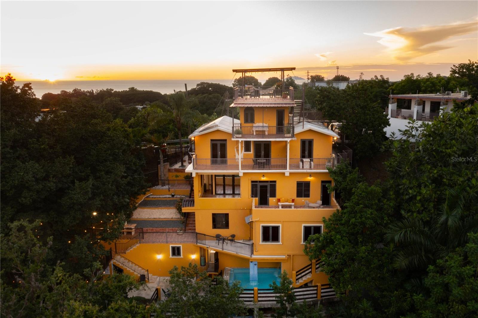 BARRIO RIO GRANDE - Residential