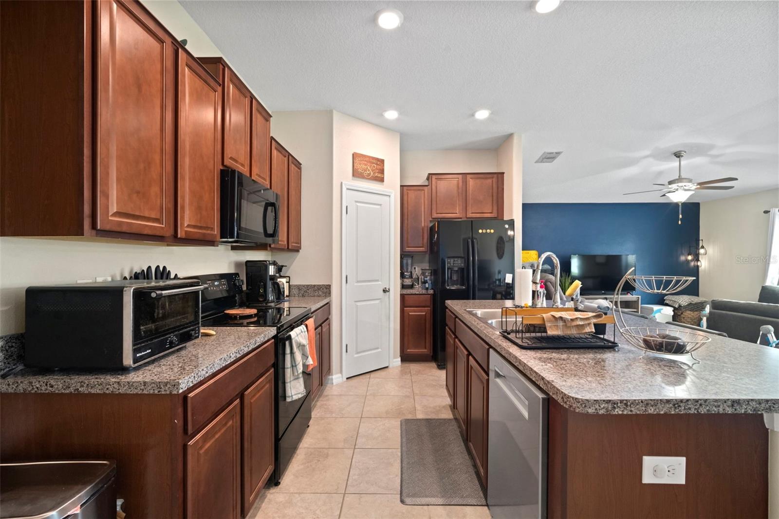 STONERIDGE AT AYERSWORTH - Residential