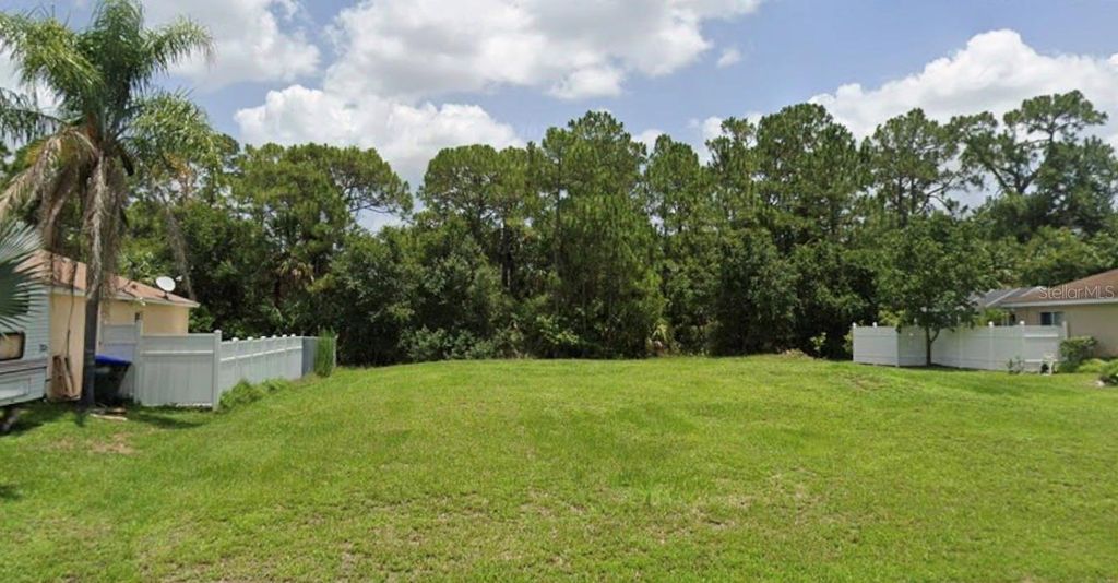 Photo of Huntington Street, North Port, FL 34288 (MLS # A4693395)
